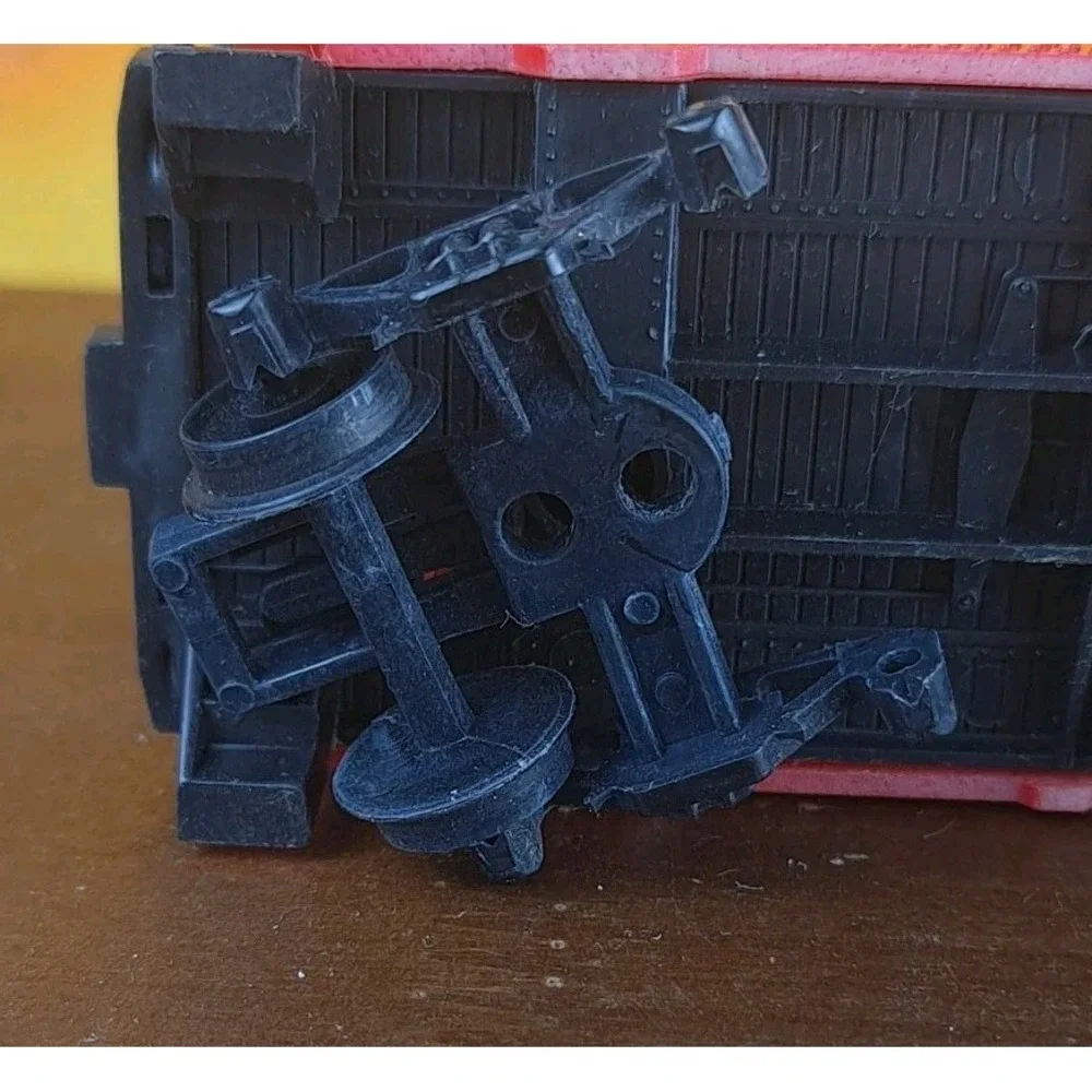 HO Scale TYCO 607 Chattanooga‎ Caboose Missing One Set Of Wheels